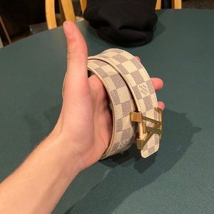 Selling my Louis Vuitton belt